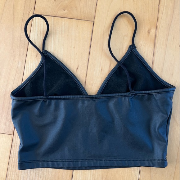 SHEIN Bundle Of 3 Crop Tops XS - Picture 8 of 14